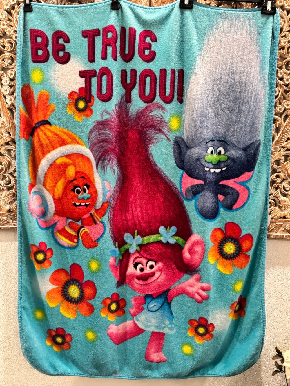DreamWorks Trolls "Be True To You" Throw Blanket, Poppy & other characters